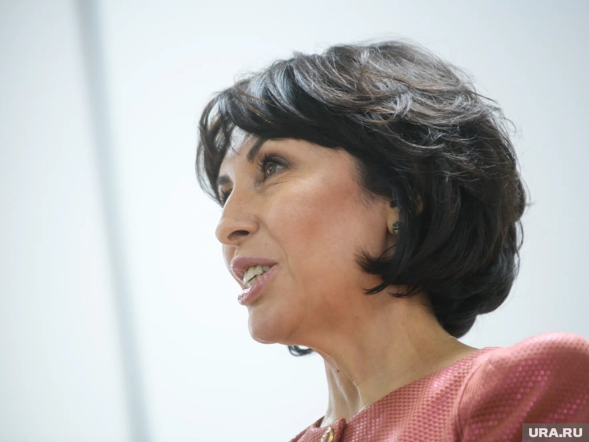    Татьяна Савинова анонсировала реформу, которая должна улучшить качество и доступность скорой помощи