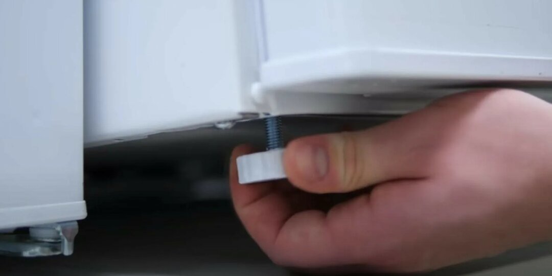 ЗАМЕНА НОЖЕК ХОЛОДИЛЬНИКА