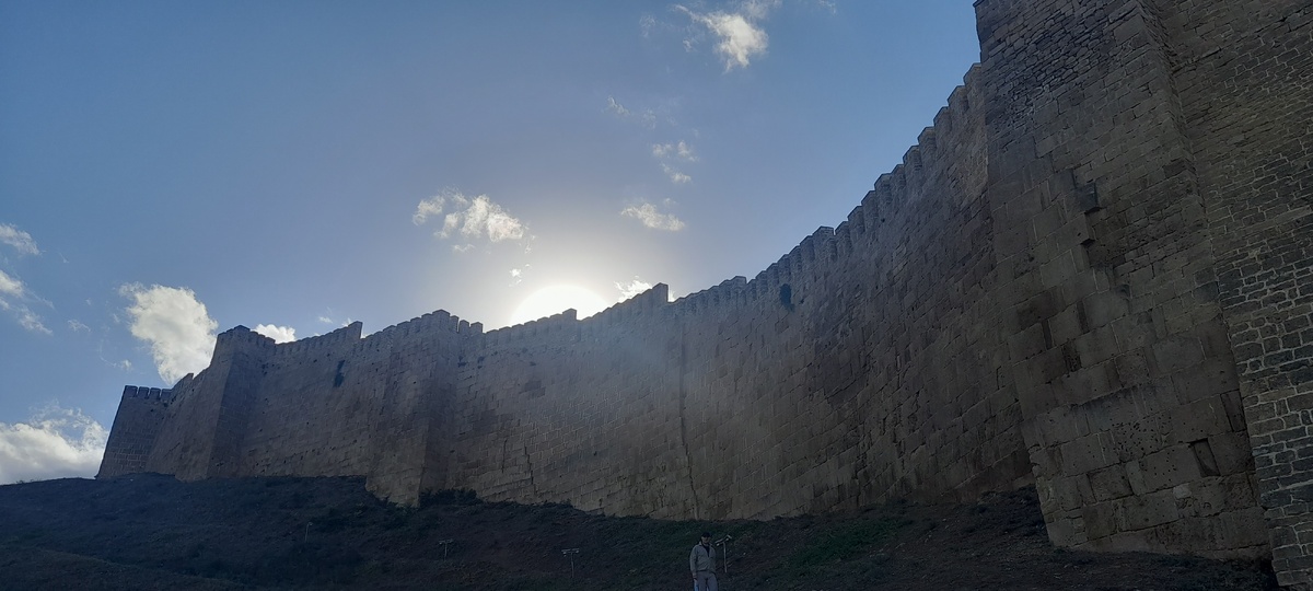 Нарын-Кала или Солнечная крепость