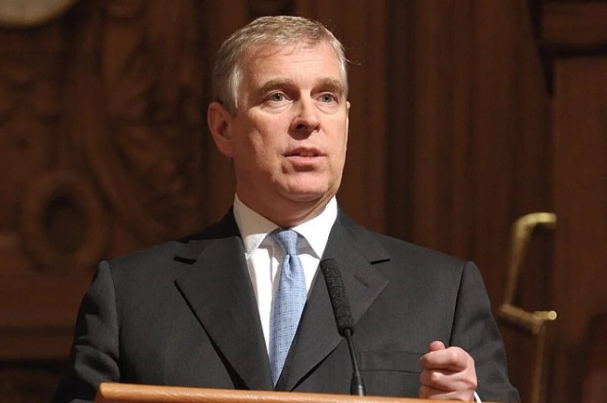    Reuters: брат Карла III передавал Эпштейну правительственные документы