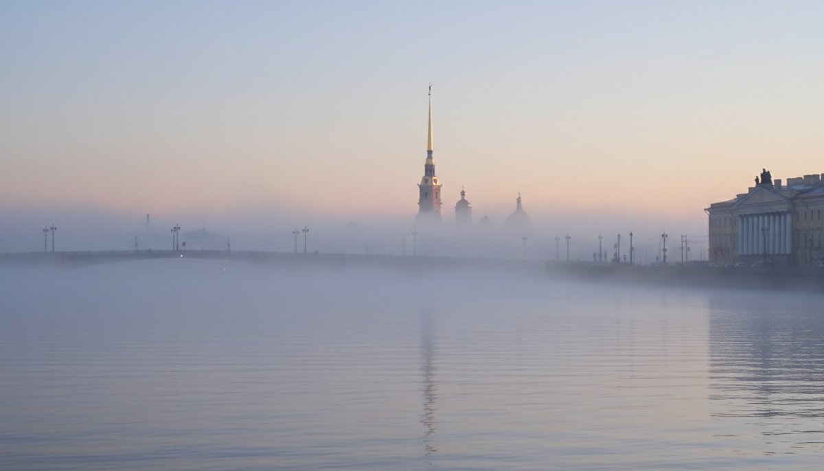 Величие воды и архитектуры в Санкт-Петербурге помогает замедлиться и услышать свои истинные желания.