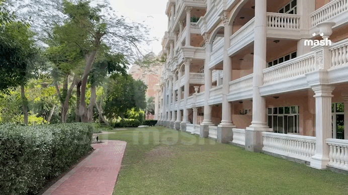    Как выглядит резиденция, в которой обосновался "молчун" Нагиев. GIF-видео ТГ-канала MASH