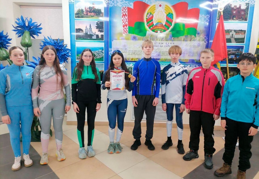     Копыльские школьники вошли в топ-5 сильнейших лыжников столичного региона