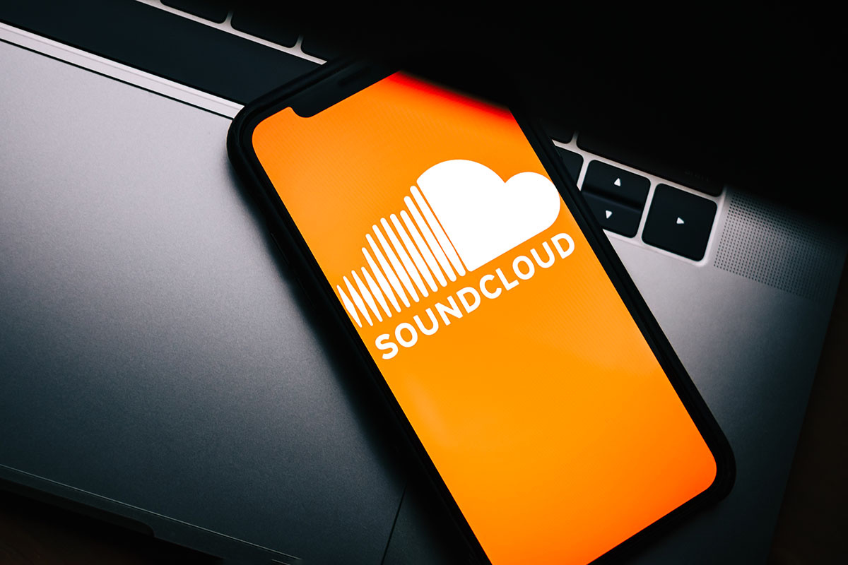 nikkimeel / Shutterstock / FOTODOM📷Сервисы платформы также доступны через веб-браузер