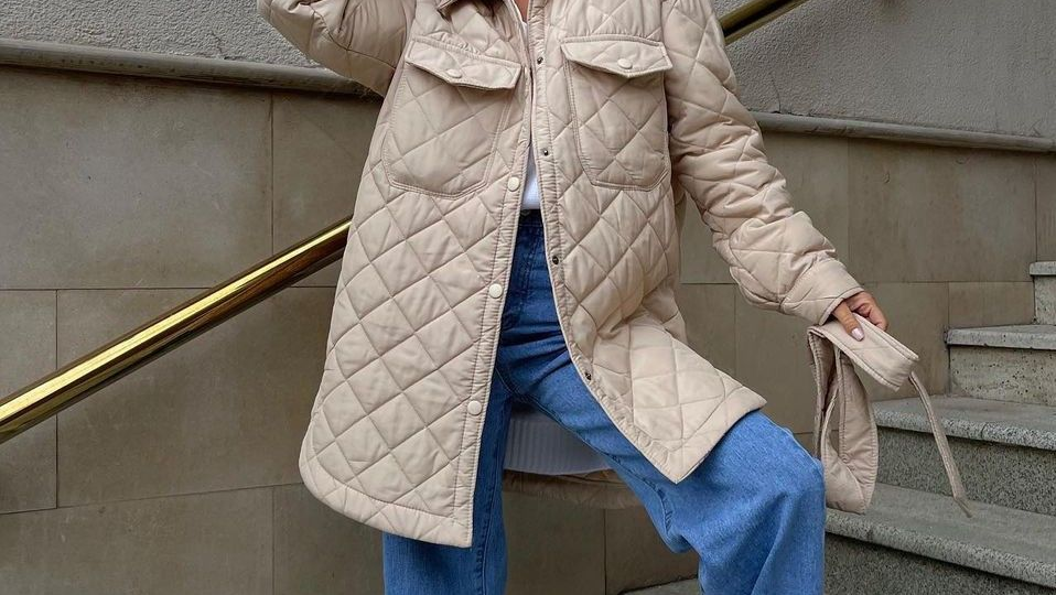 Верхняя одежда на весну 2026: что устарело, а что сегодня выглядит как хороший вкус