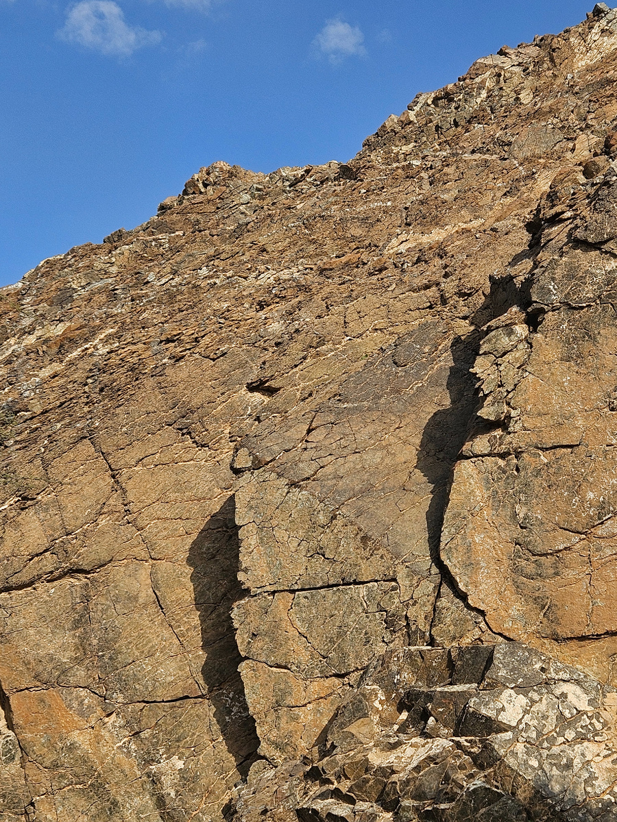 Листайте для просмотра