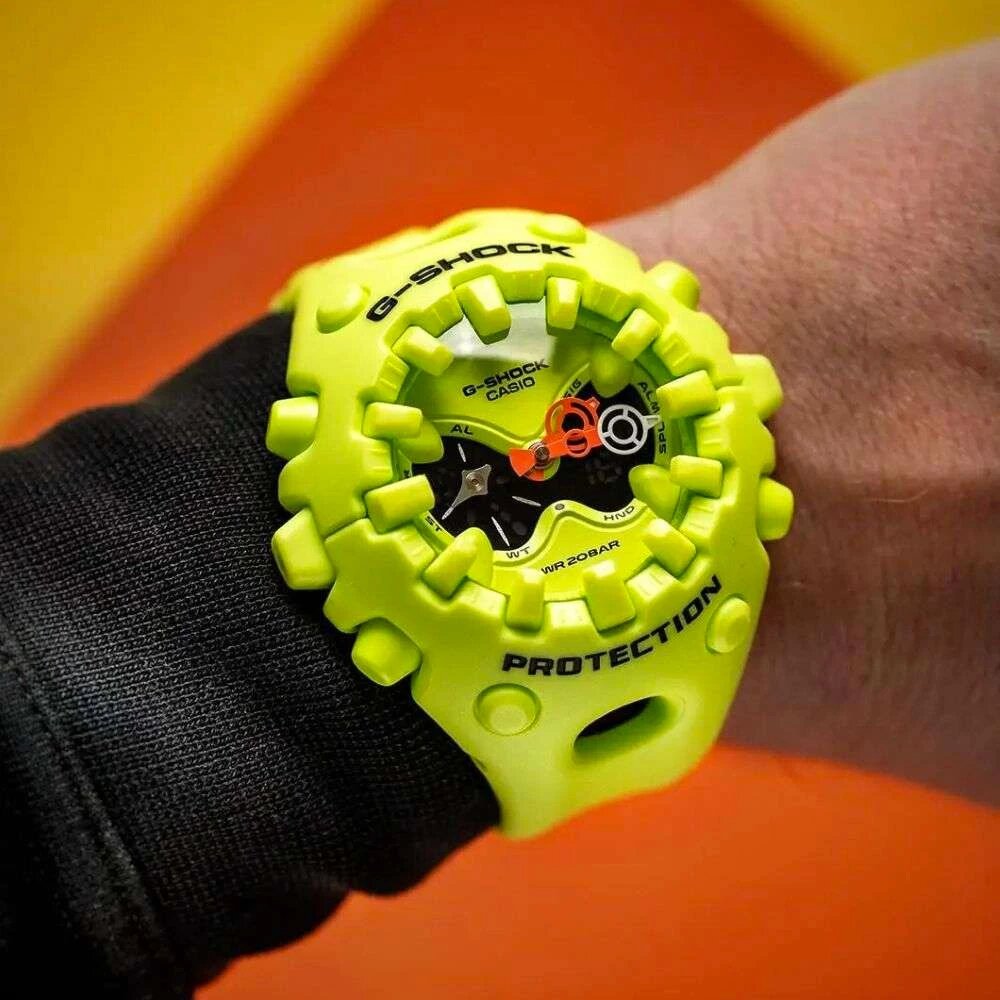 Тот случай, когда встречают не по одежке, а в первую очередь обращают внимание на часы