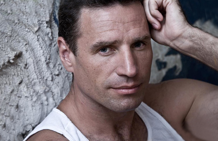 Талантливого красавца из "Ранеток" до сих пор недооценили. Сходство с Дедюшко и Траволта, разборки с "внебрачной дочкой". Виталий Абдулов