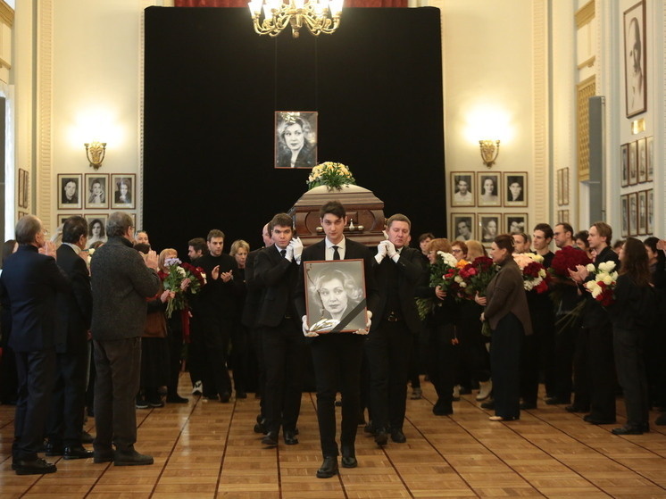   Наталья Мущинкина