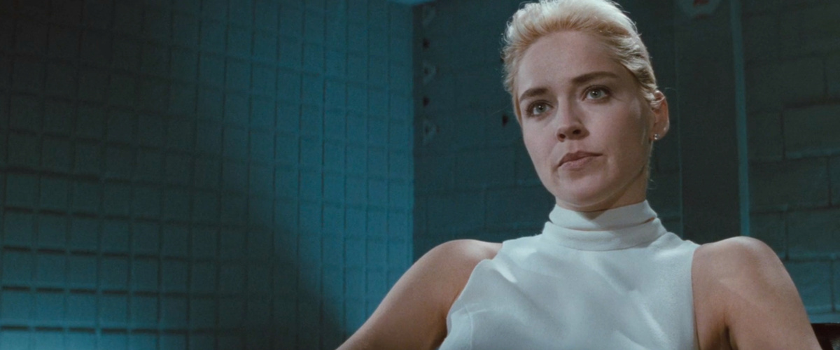 Кадр из кинофильма "Основной инстинкт", 1992 г., режиссер Пол Верховен, сценарист Джо Эстерхаз, композитор Джерри Голдсмит (скриншот)