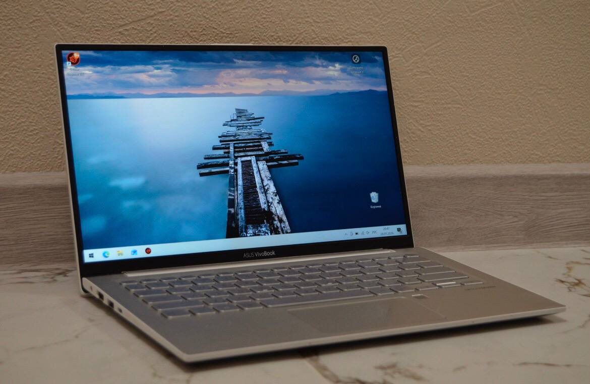 Фото ноутбука, который я выставлял на продажу неделю назад