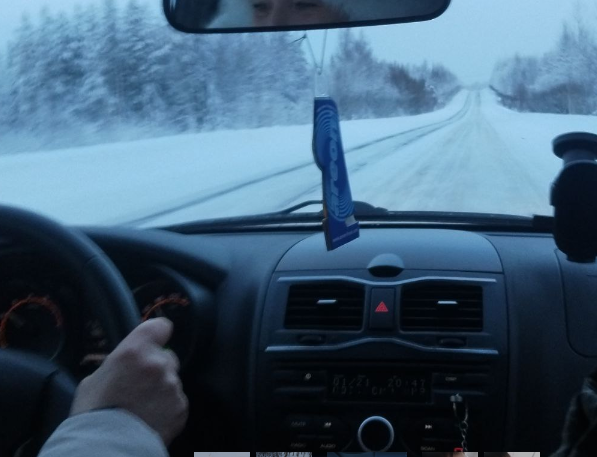 Подруга за рулём. Фото автора