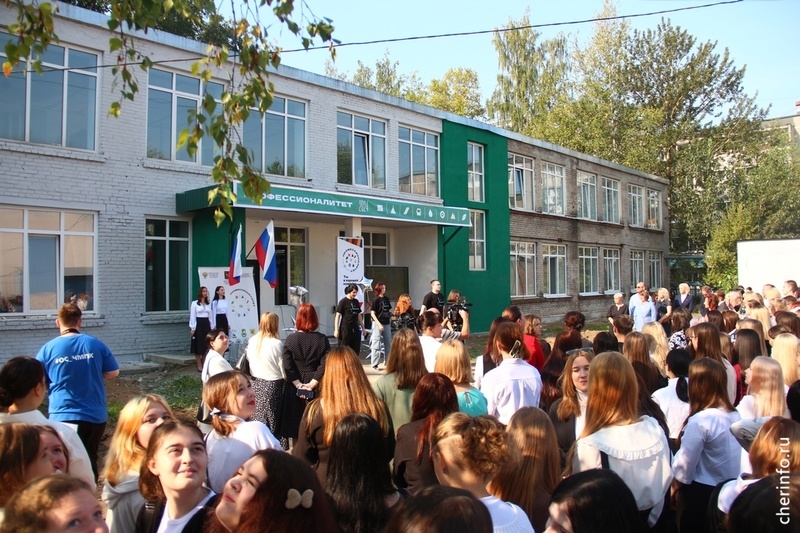    Здание находится на Гоголя, 21. Оно вошло в областную программу ремонтов учебных заведений.