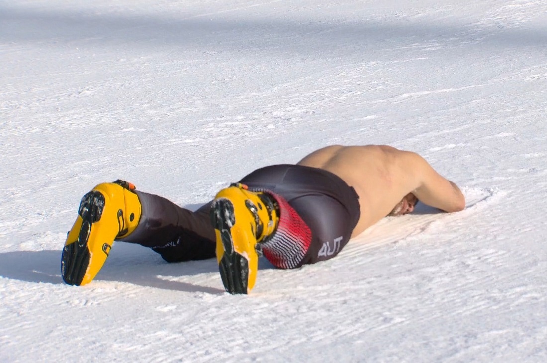 кадр из видео