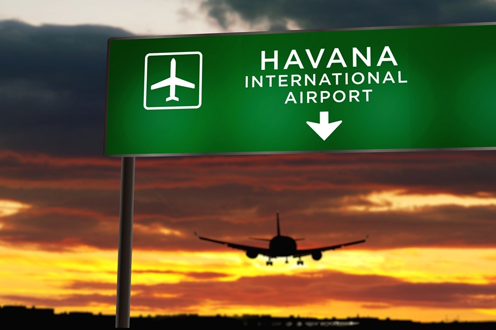    Авиакомпания "Россия" продолжит летать на Кубу. Однако возможны корректировки маршрута с дополнительной посадкой для дозаправки. / Getty Images