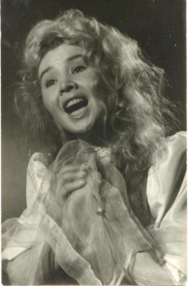 Екатерина Савинова