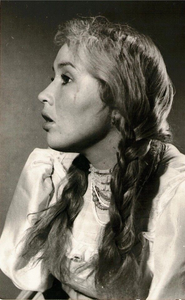 Екатерина Савинова