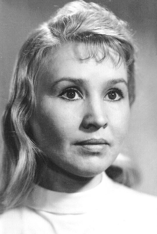 Екатерина Савинова