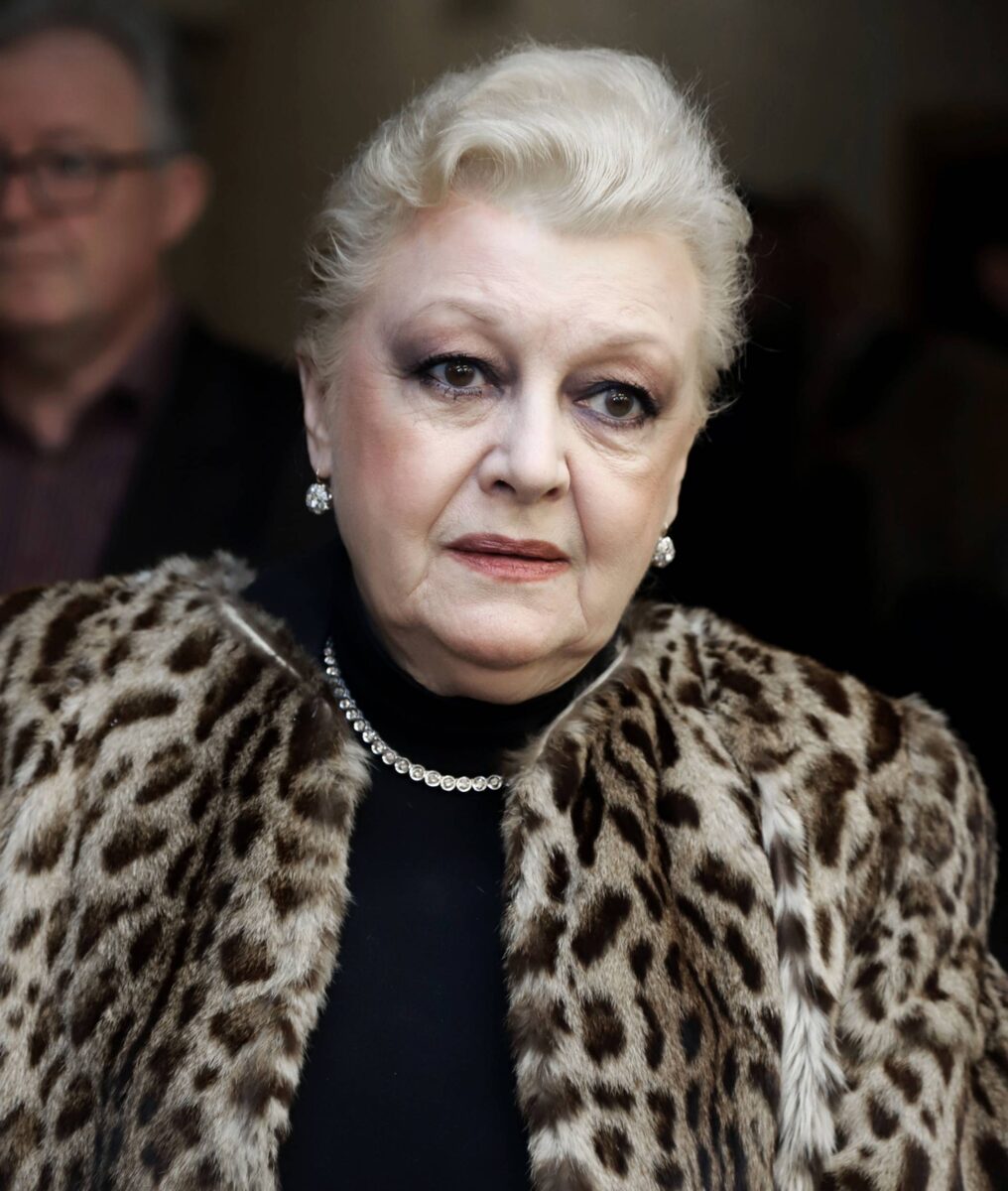    Наталья Дрожжина заявила, что Марии Баталовой нужна опекаPersonastars