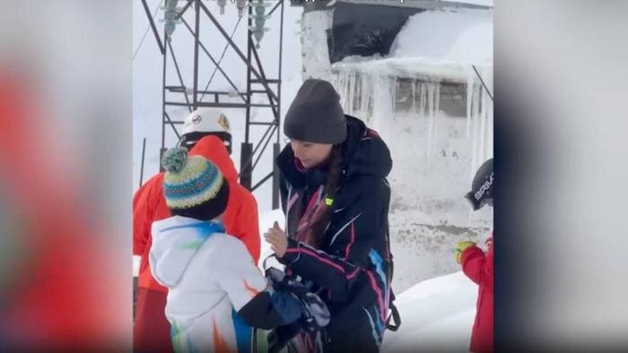 Обложка © Instagram (признан экстремистской организацией и запрещён на территории Российской Федерации) / yshkosketch