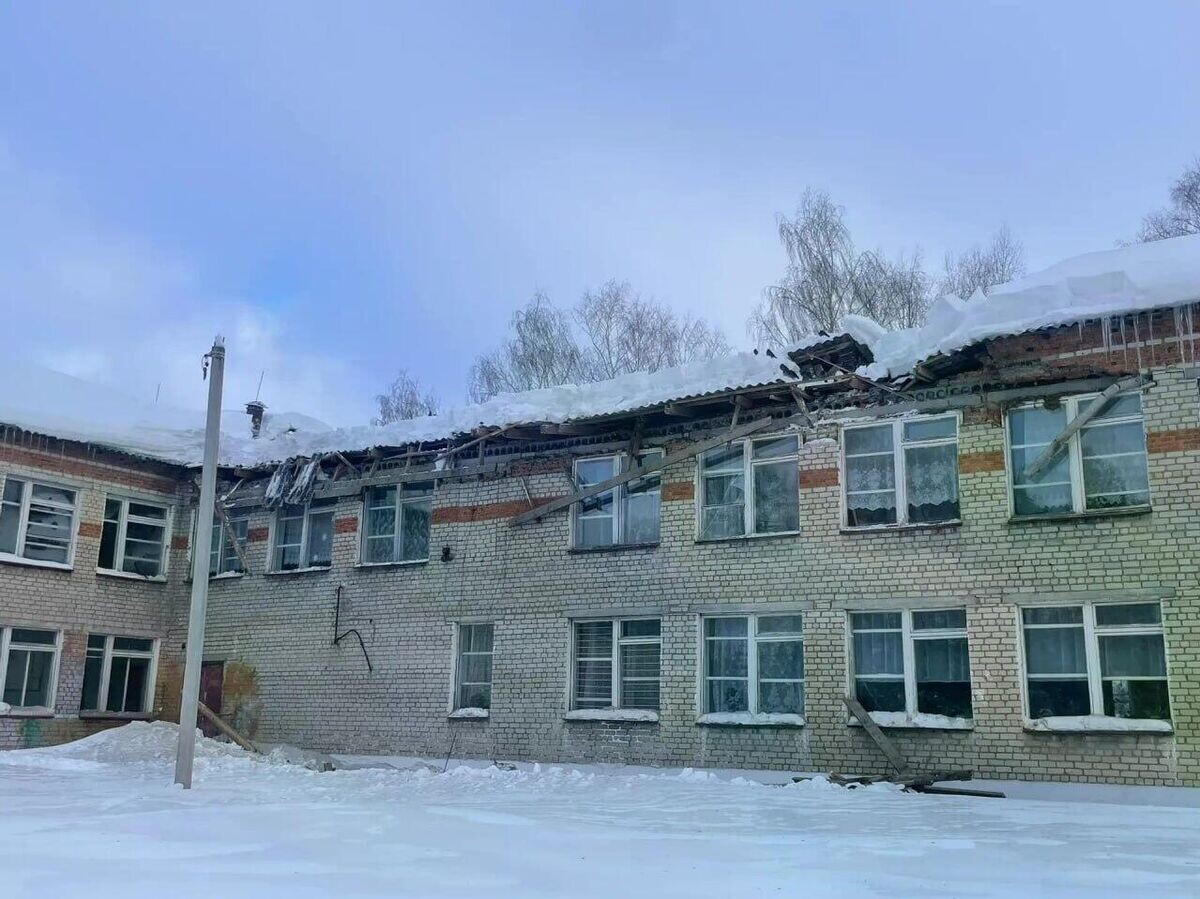    Обрушение крыши школы в селе Шишкеево | © Фото : Прокуратура Мордовии