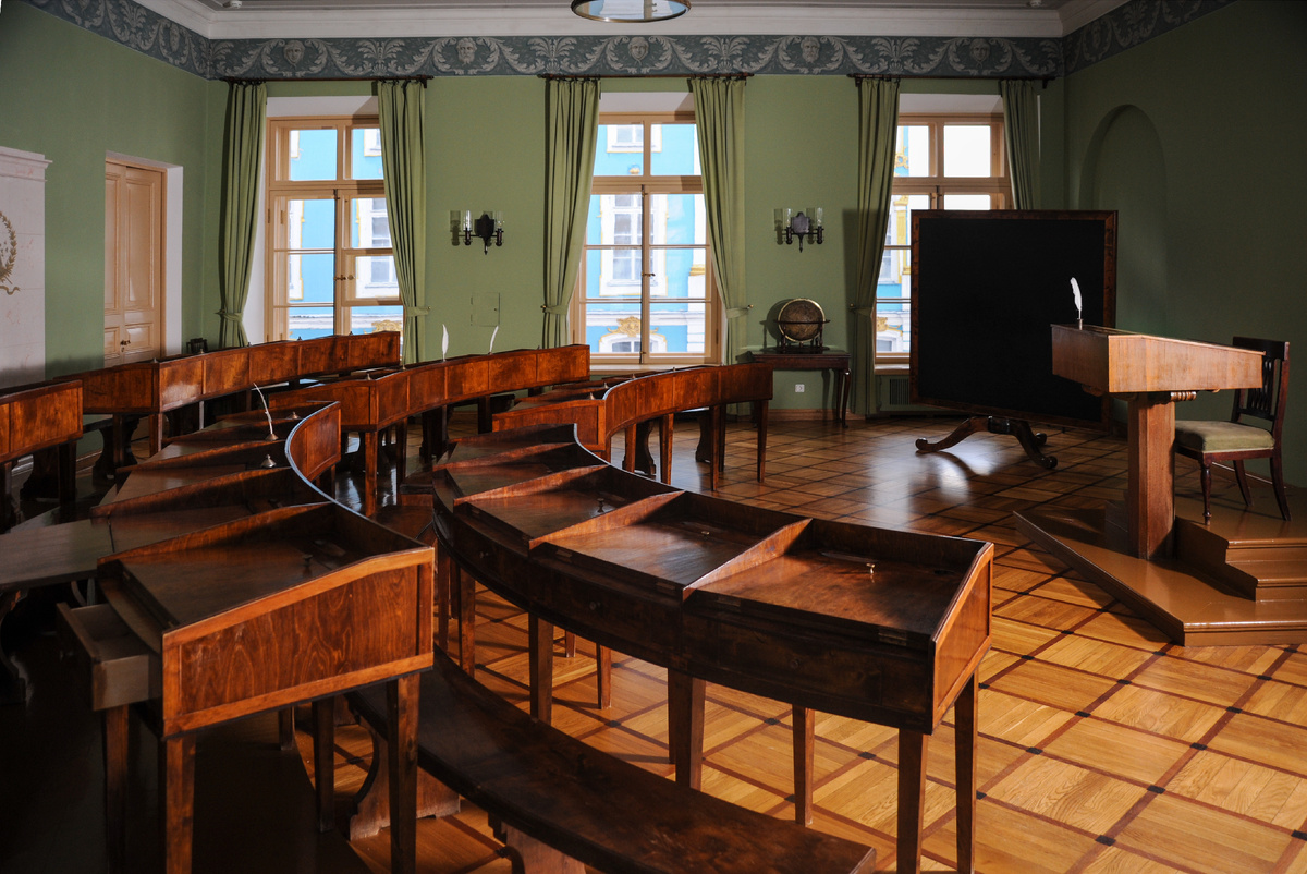 Мемориальный Музей-Лицей был открыт в 1949 году в здании бывшего Императорского Царскосельского Лицея.