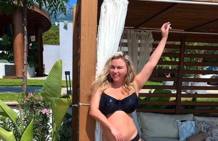    Фото: Telegram-канал Анны Семенович/@anyasemenovich Дарья Дейвальд