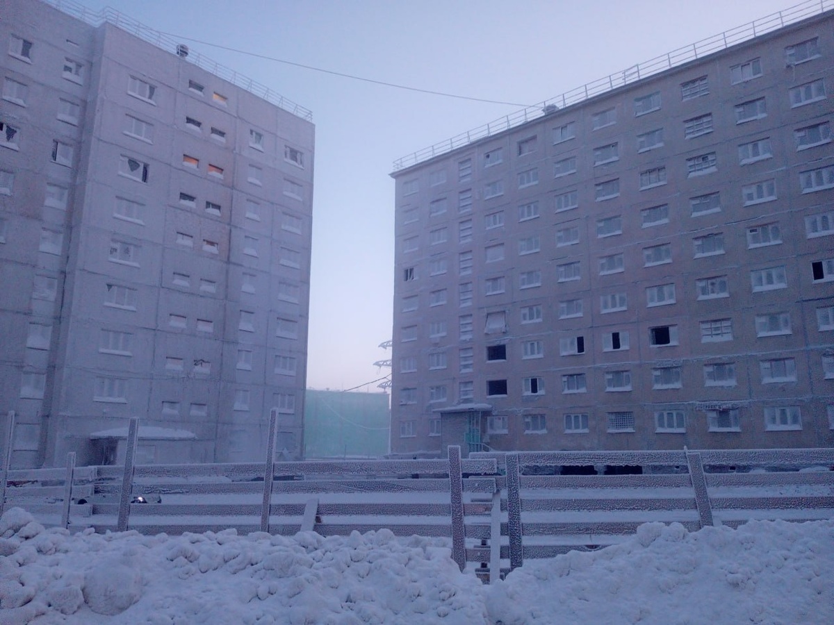 По программе реновации на снос аварийного фонда зарезервировано более 1 млрд рублей, за прошлый год в городе не снесено ни одного здания