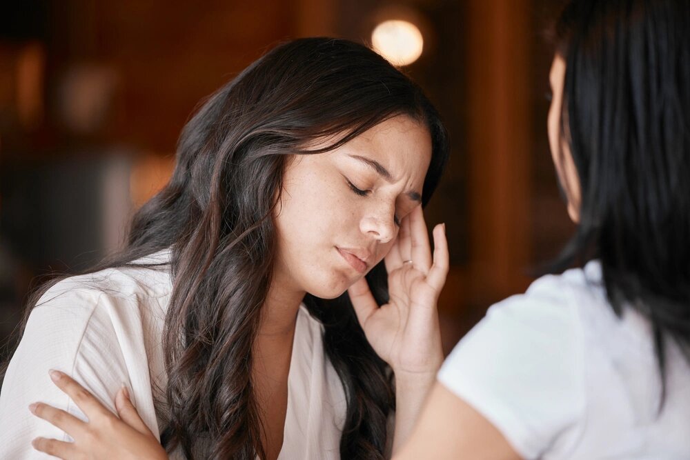 После разговора с ним - будто выжатый лимон. Кто на самом деле крадёт вашу энергию и 2 признака опасного общения