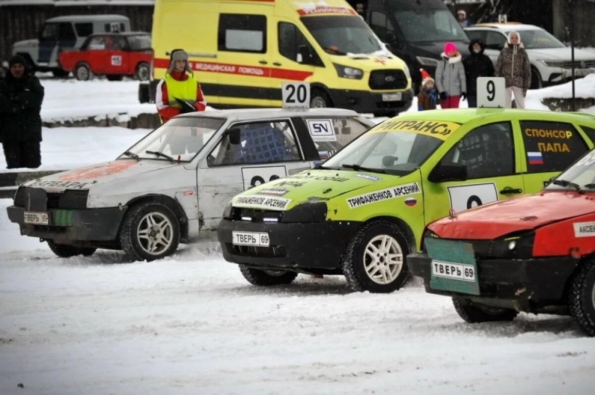    В Твери завершился кубок города по автокроссу