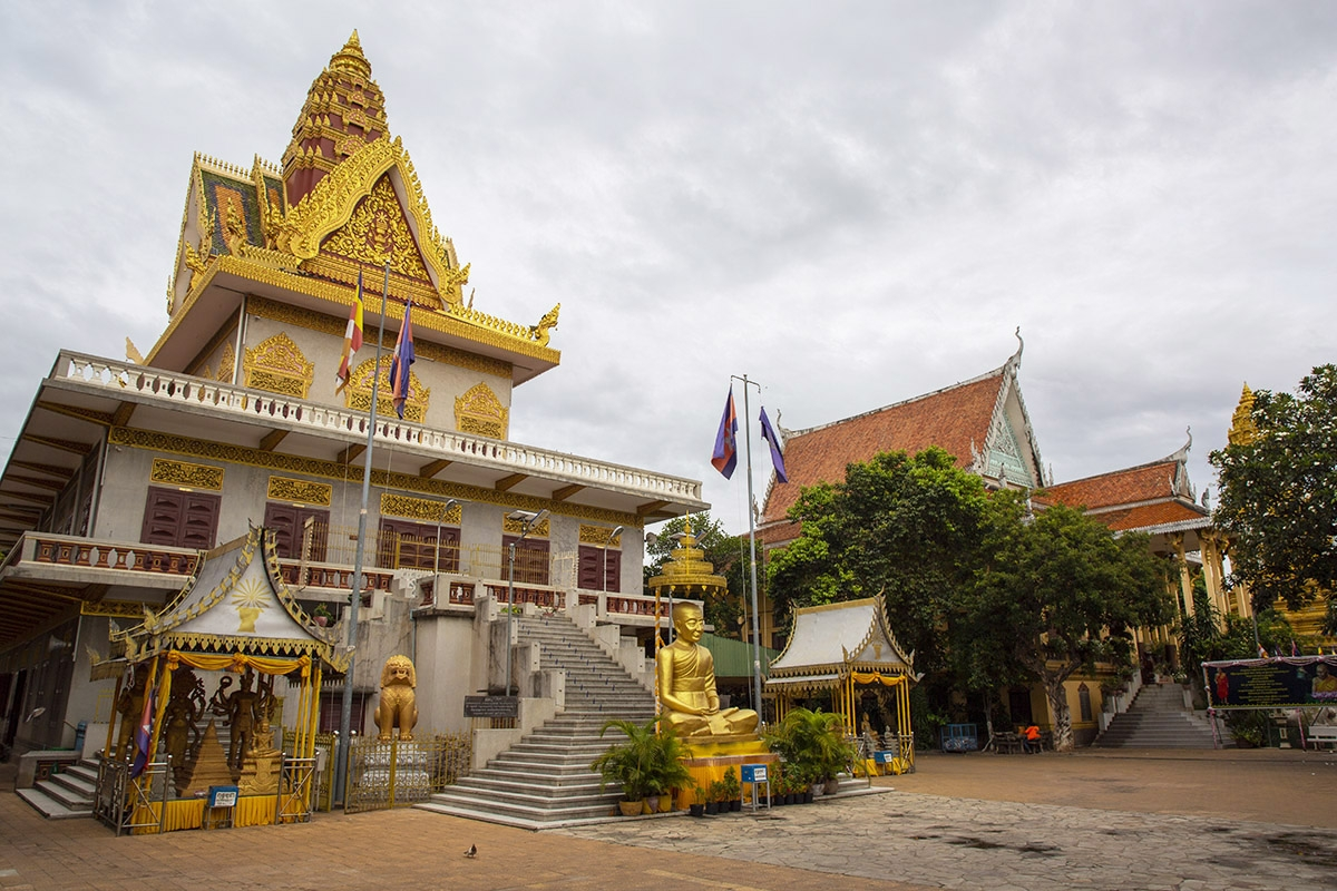 Храм Wat Ounalom