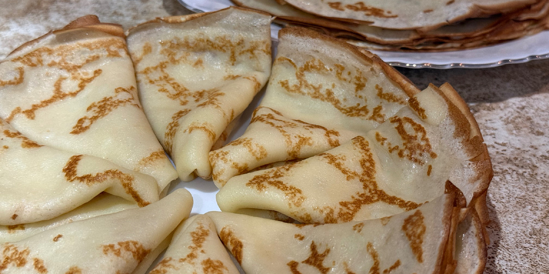 Вкусные и легкие блинчики на молоке. Быстро, просто, аппетитно.