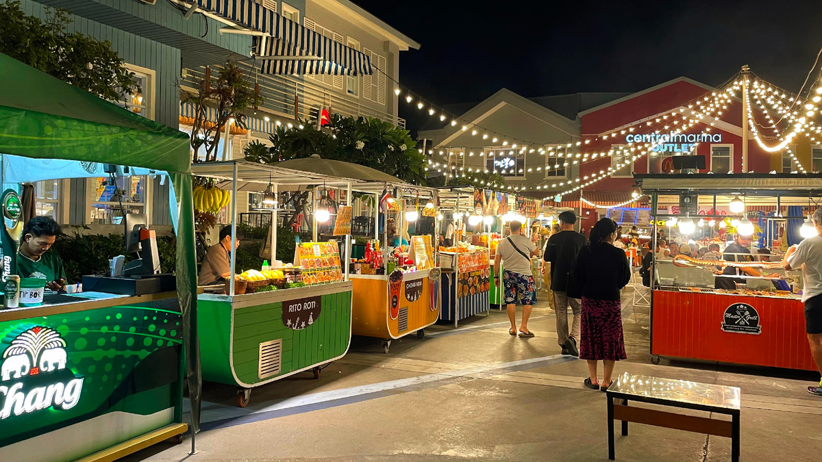 Рынок возле Central Marina в Паттайе