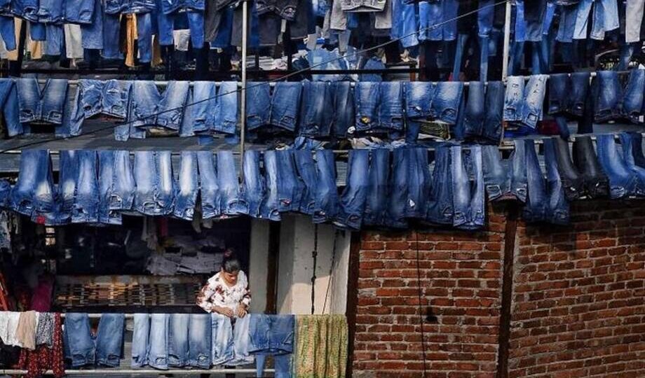 Мумбаи в 15 кадрах: уличный фотограф запечатлел жизнь мегаполиса