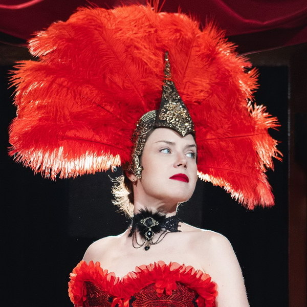     Комедию «Таланты и поклонники» покажут в театре «Сфера»