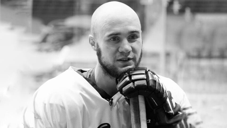     Экс-хоккеист "Динамо" и "Спартака" Артем Федоров умер в 32 года vk.com/Хоккейный клуб «Сочи»