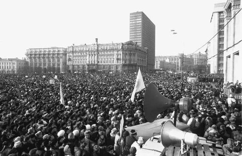 Почему русские всегда выбирают Царя: расследование о том, как бунт всегда рождает нового хозяина