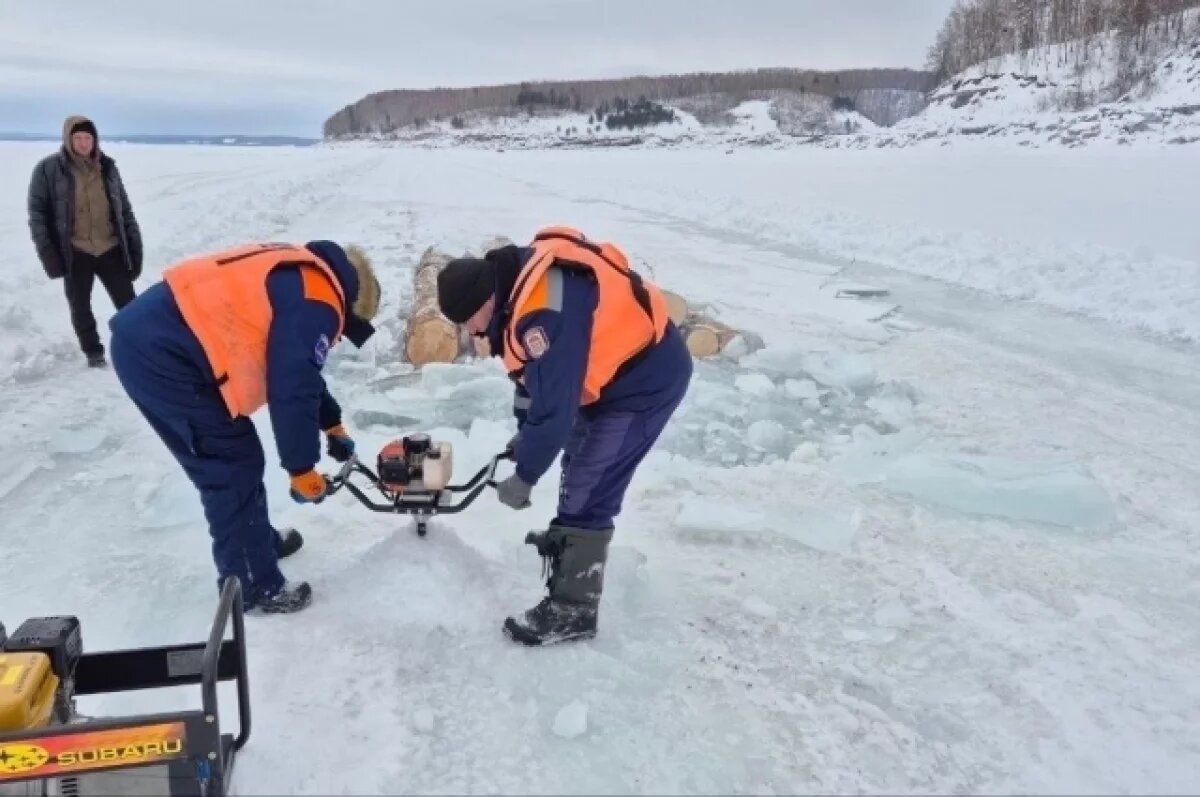    Выход на лёд у побережья Балтийского моря признан опасным