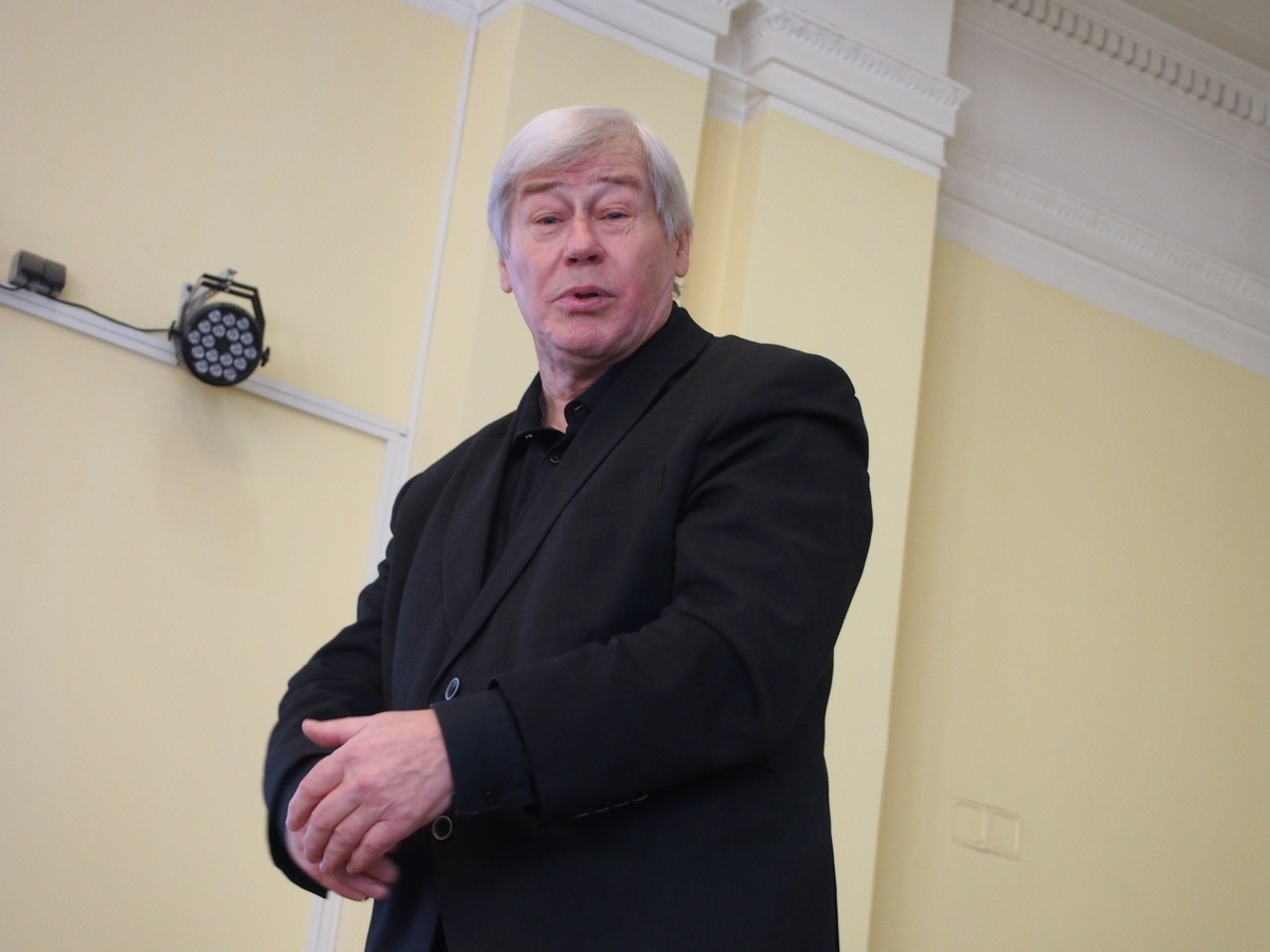    «Какая песня без баяна»: аншлаг на концерте Виктора Дукальтетенко в Петрозаводске © Александра Корнилова