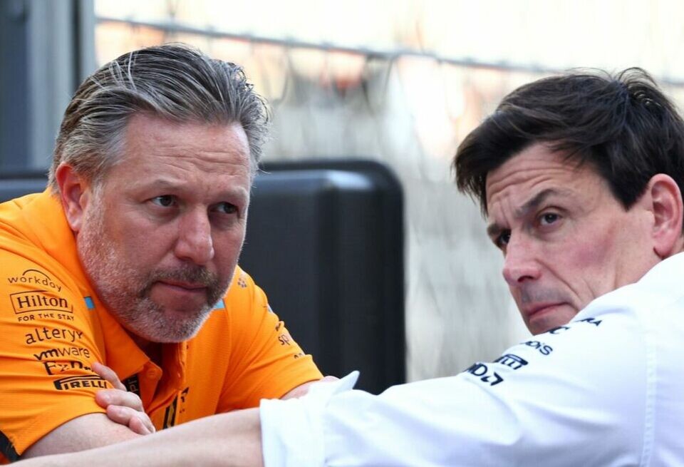    Глава McLaren: Все машины с мотором Mercedes выйдут на старт Гран При АвстралииСоцсети