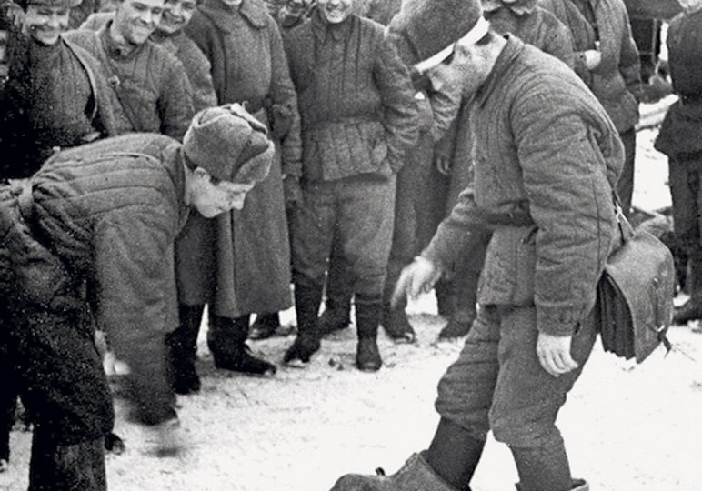 Фашистские валенки - главный фронтовой мем 1943 года