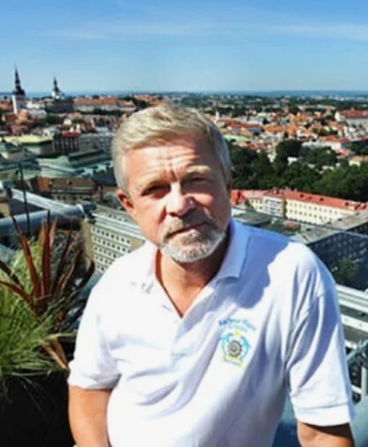 Сергей Парфенов - муж Людмилы Артемьевой.