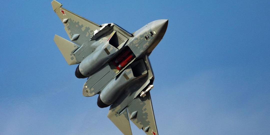 Ростех отправил в войска партию истребителей пятого поколения Су-57М с обновленным комплексом вооружения