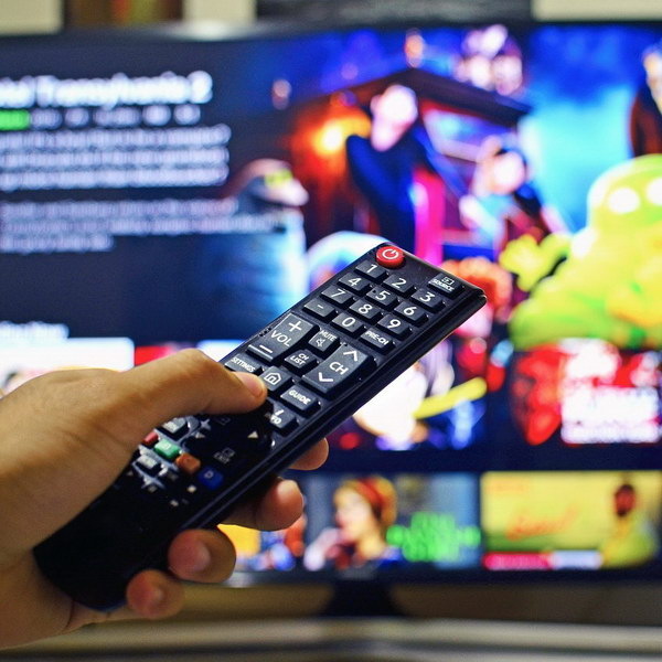     Онлайн-кинотеатрам пригрозили штрафом и закрытием за нарушения закона о традиционных ценностях