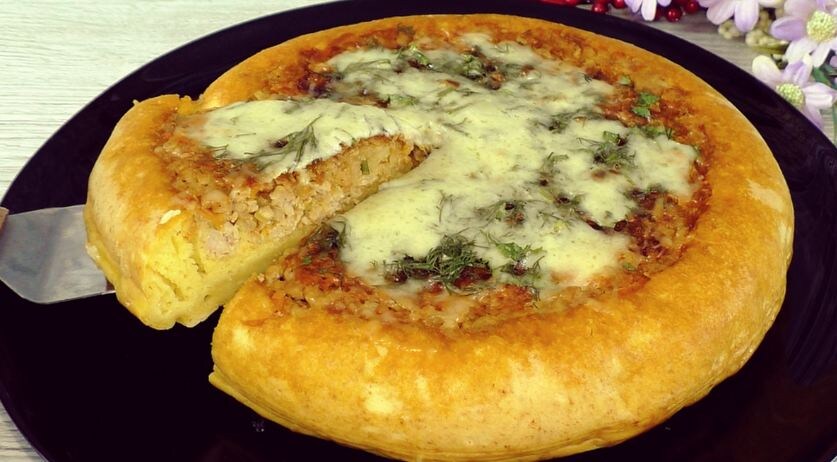 Заливной пирог на сковороде: когда хочется вкусненького, а времени мало