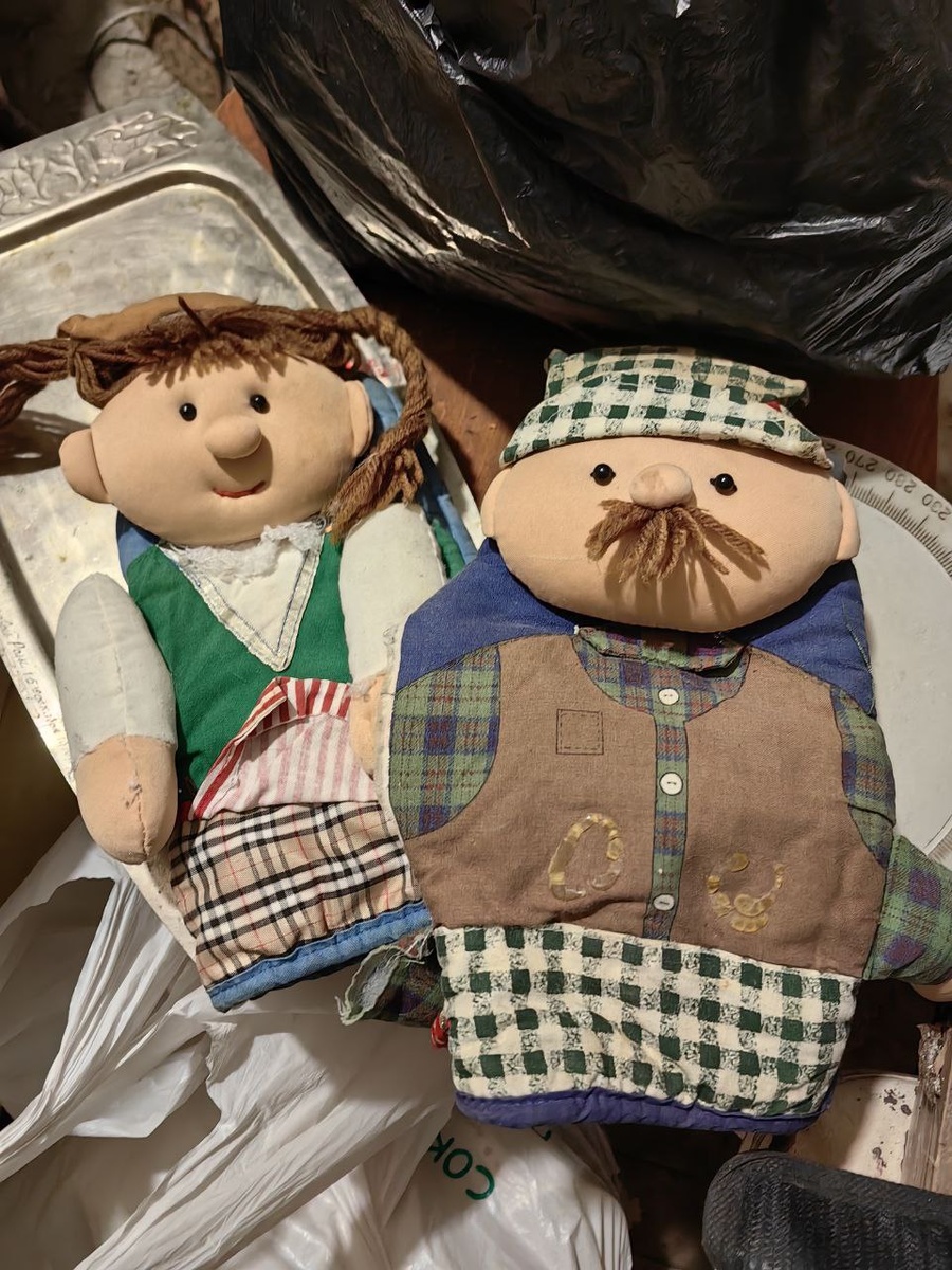 Фото автора. Текстильные куклы прихватки.