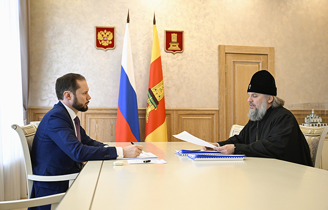 Врио губернатора провел встречу с митрополитом Тверским и Кашинским Амвросием