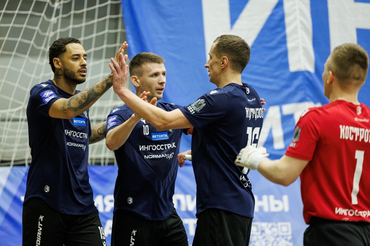    В сложном поединке нижегородцам улыбнулась удача в концовке