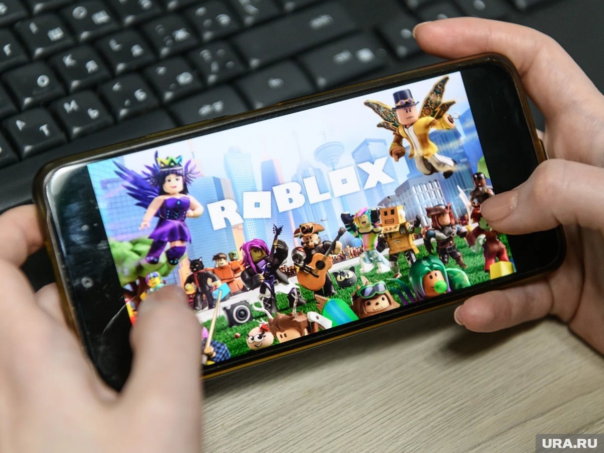    Ранее Роскомнадзор объявил о блокировке Roblox в России