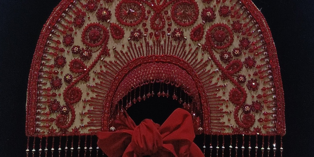 Русский кокошник.